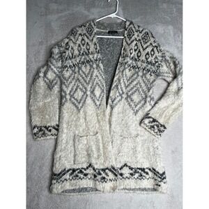 Eddie Bauer Women's Geometric Knit Cardigan Sweater Cream Gray Size Medium